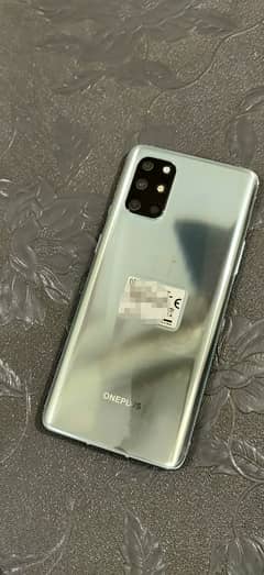 Oneplus 8T 8/128 GB with one green