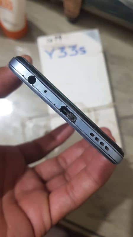 vivo y33s 8+4 GB ram 7