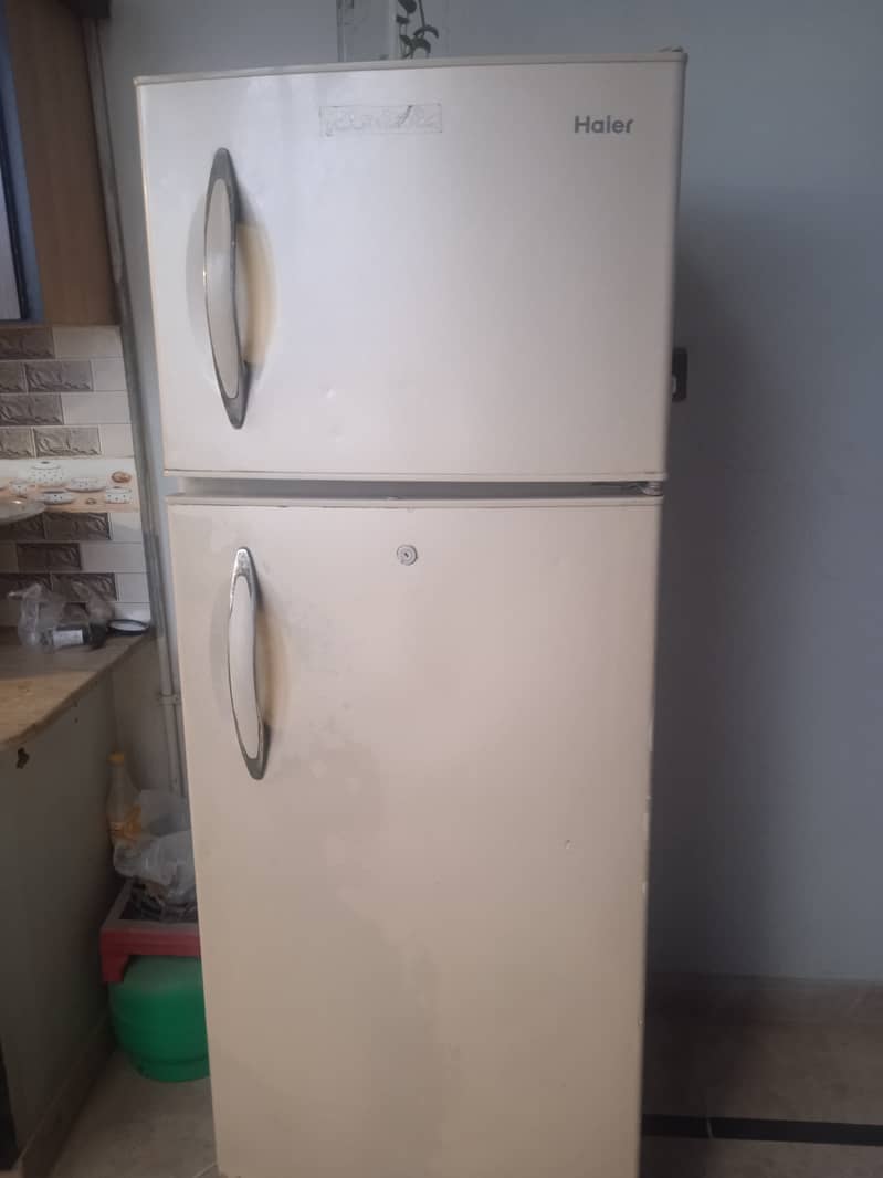 Haier Refrigerator HRF 320 3