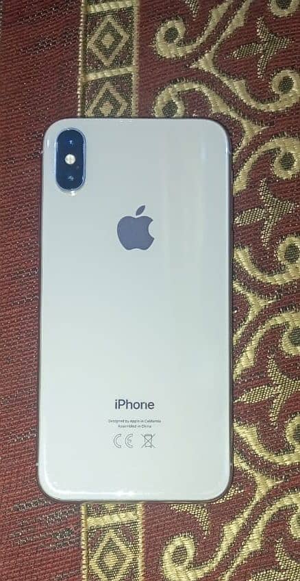 Apple iPhone X 3