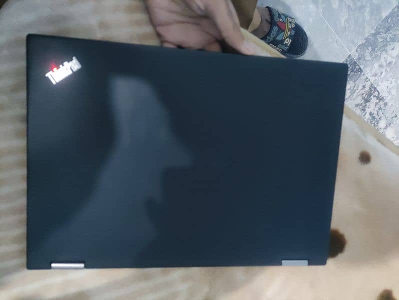 Lenovo ThinkPad X380 6