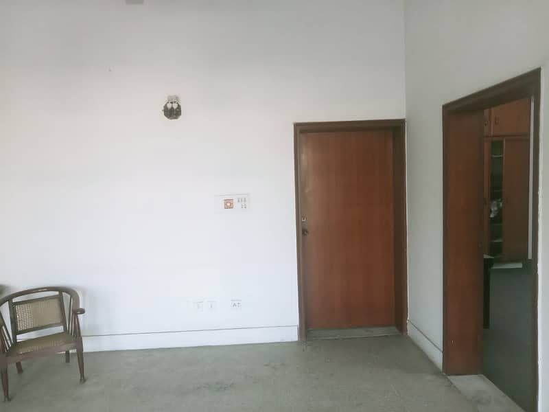 1 Kanal Super Out House Prime Hot For Sale dha Phase1 10