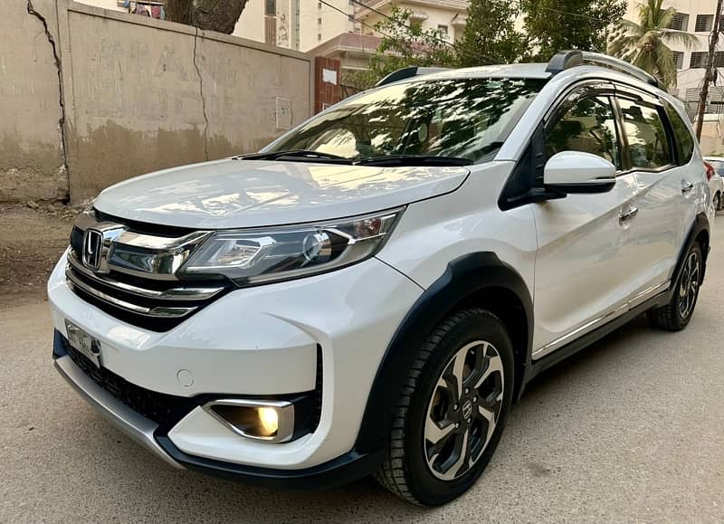 Honda BR-V S Package 2020/2019 White Full house 2