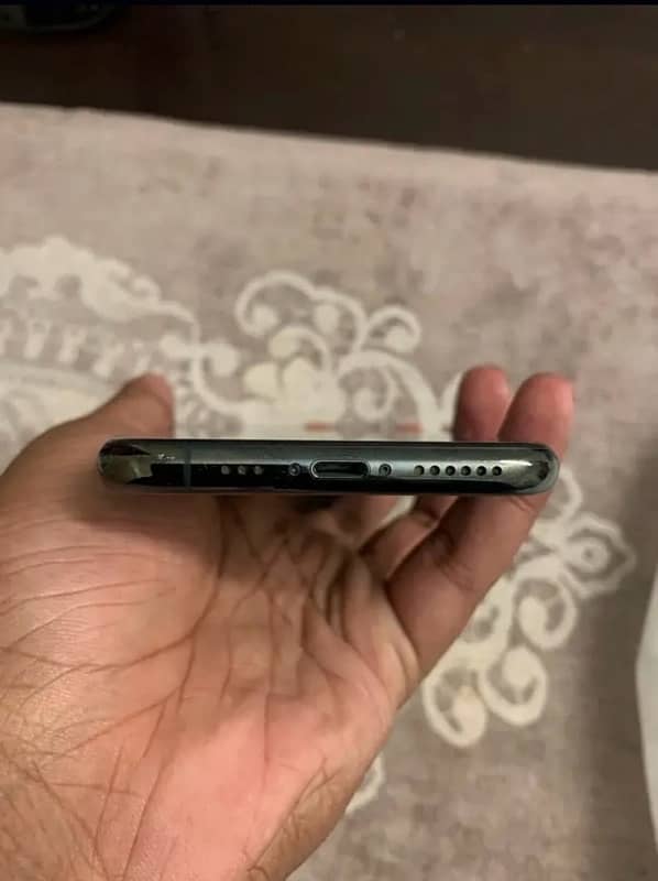 IPHONE 11 PRO 64 GB (NON PTA) 2