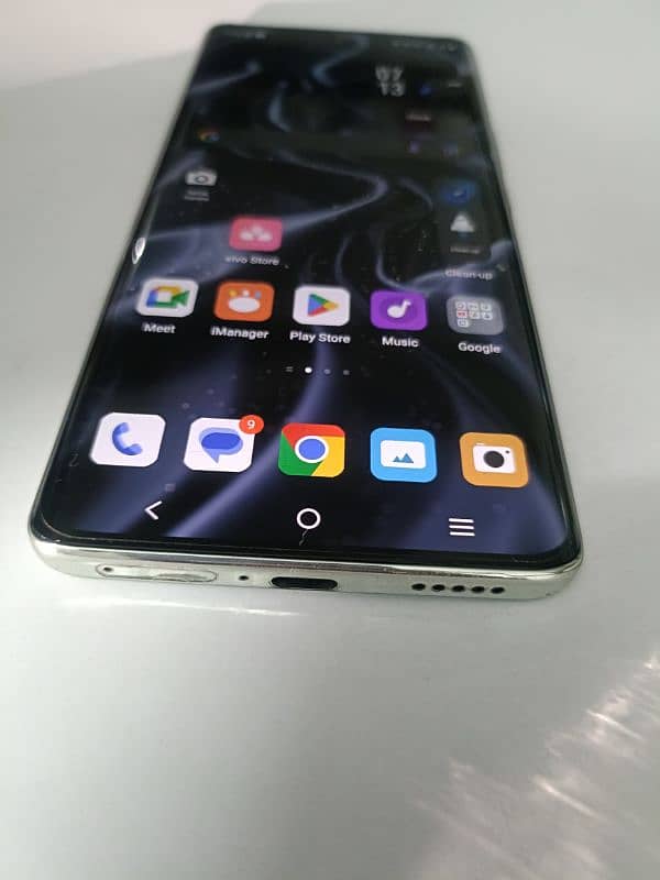 Vivo V40e 5G 8+8/256 full lush Condition Without Box 0