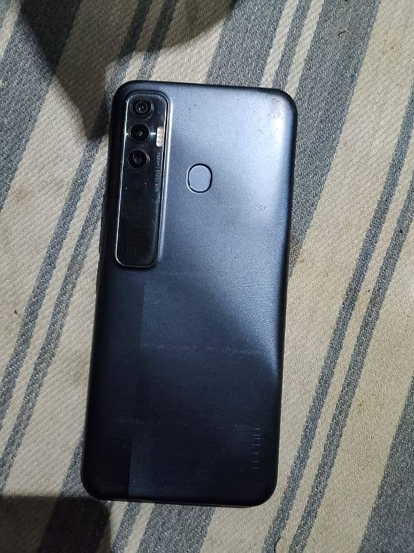 Tecno spark 7 pro in used 0