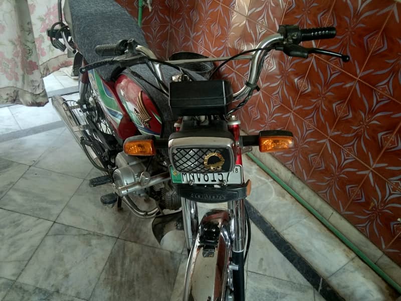 Honda CD 2018 model 03047249040 1