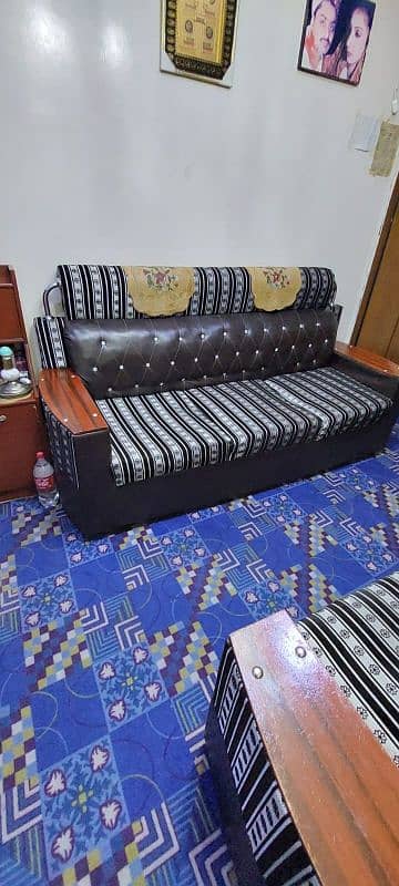 SOFA SET 1 2 3 IN GOOD CONDISHION 5