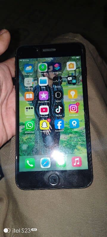 iphone 7 plus all ok Whatapp num 03173060800 1