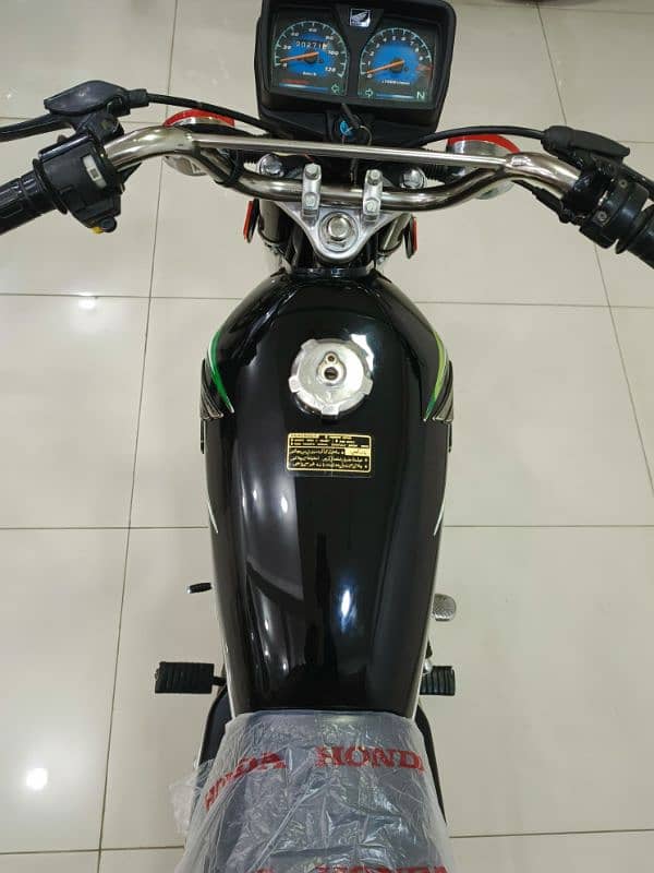 Honda CG 125 2016 Model 6