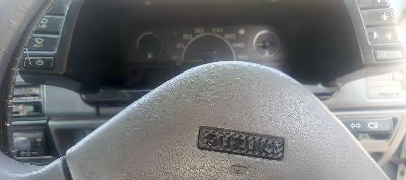 Suzuki Khyber 1996 12