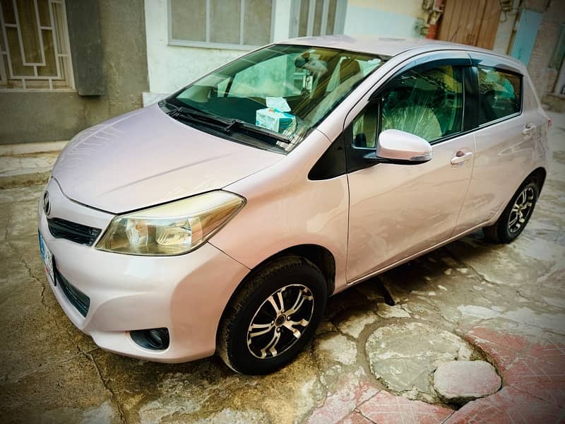 Toyota Vitz 2011 2