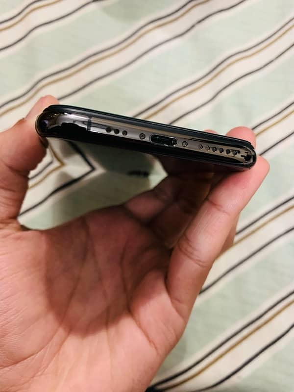 iPhone XS (64 GB) Non-JV 4