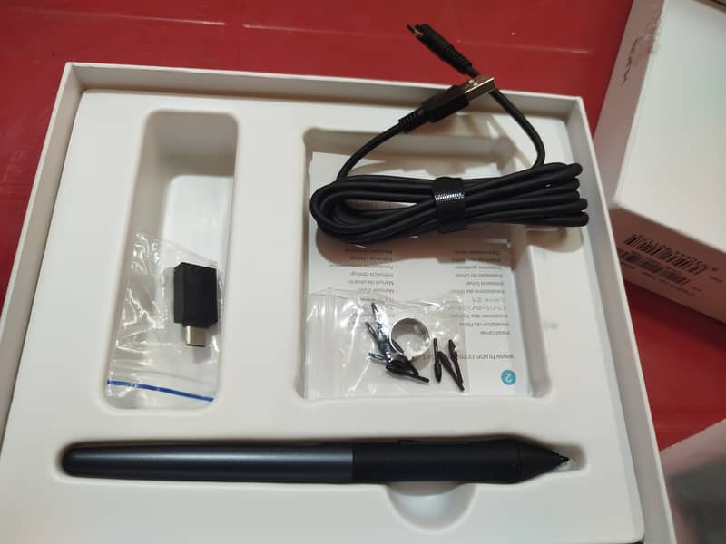 Huion ( Graphic tablet) New condition 4