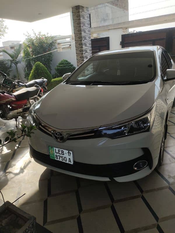 Toyota Corolla GLI 2017 atomatic new shap 1