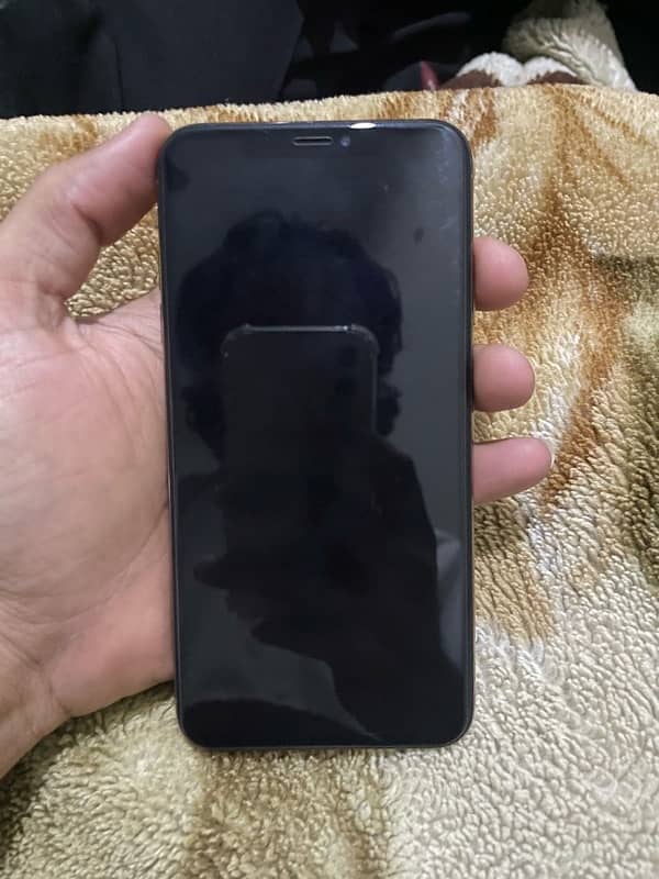 iphone xsmax golden colour  non pta jv lush condition lush 2