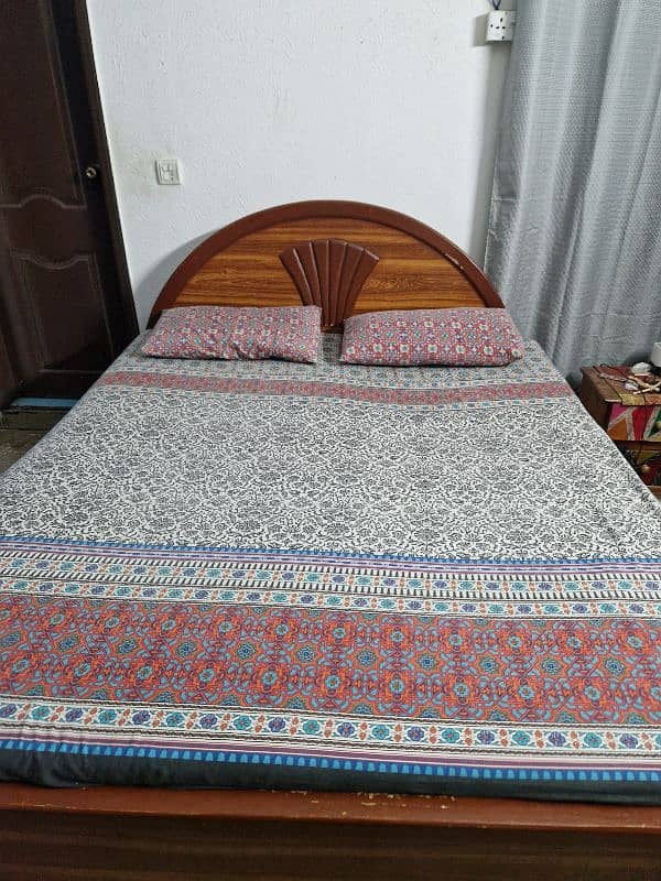 double bed with mattress 0