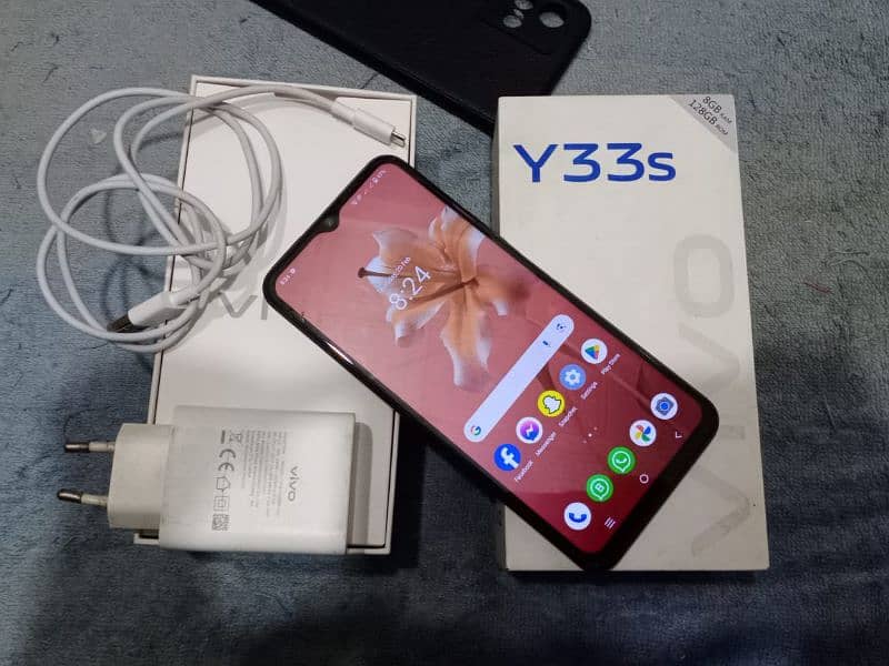 Vivo y 33s 8/128 2