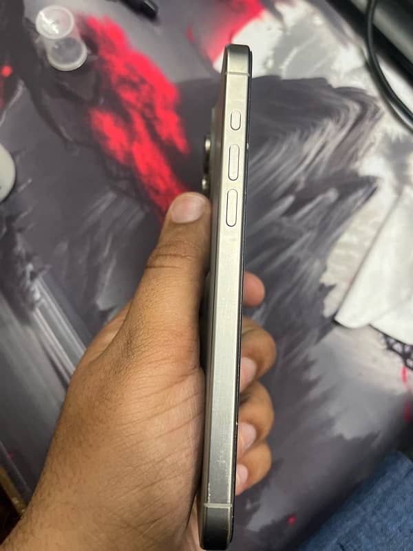 iPhone 15 Pro Max (256GB) – Natural Titanium Non PTA Factory Unlocked 1