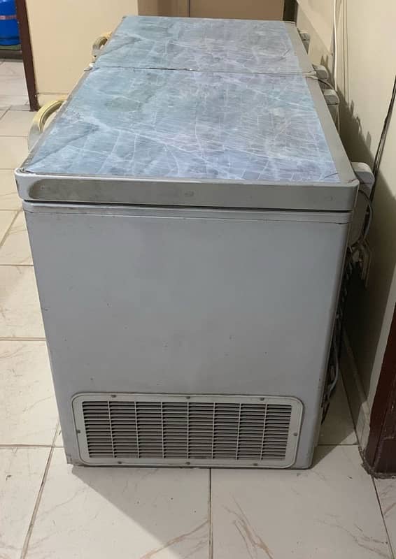 Dawlance deep freezer two door 0