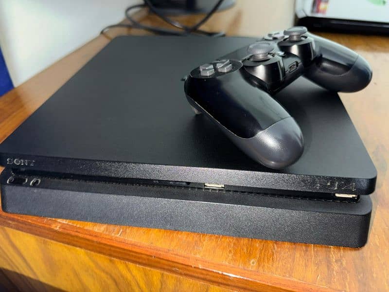 PlayStation 4 Slim 500 GB for sale 3