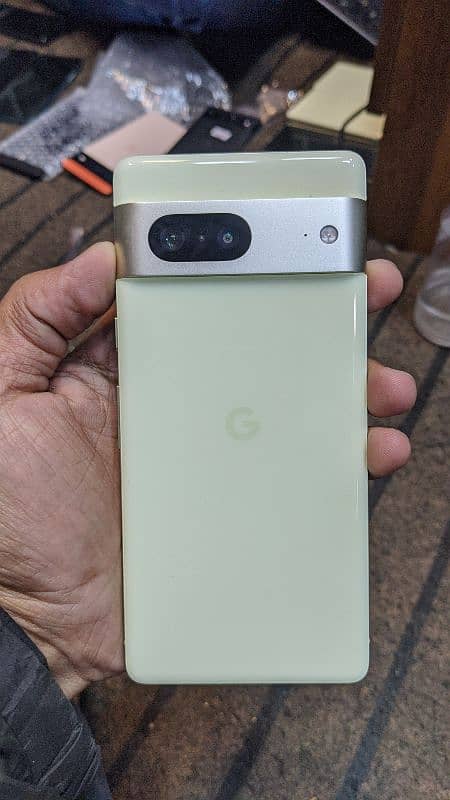 Google pixel 6A 4