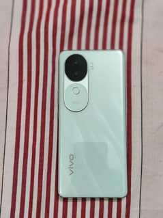 Vivo V 40 e(8/256)