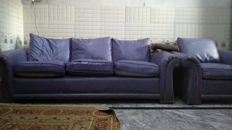 good condition sofa 1to3 set 0