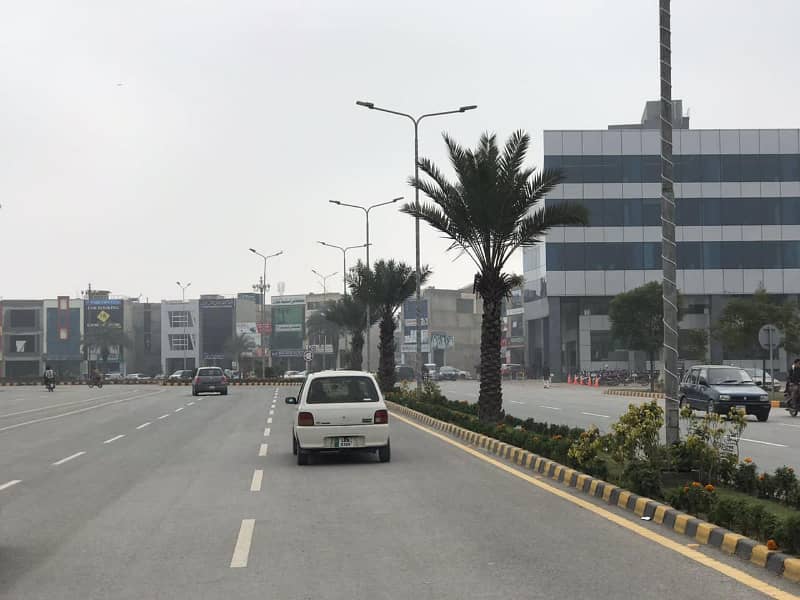 Prime Location 5 Marla Plot for Sale in Overseas Block, Park View City Lahore 5