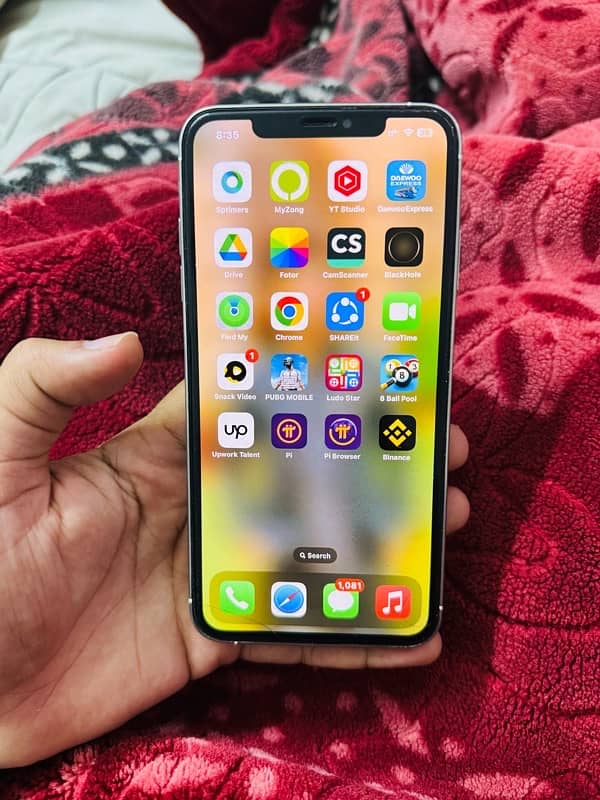 iPhone Xs max Convert 14 pro max 3