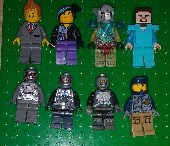 LEGO MINIFIGURE'S (READ DESCRIPTION) 3