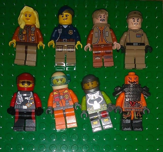 LEGO MINIFIGURE'S (READ DESCRIPTION) 5