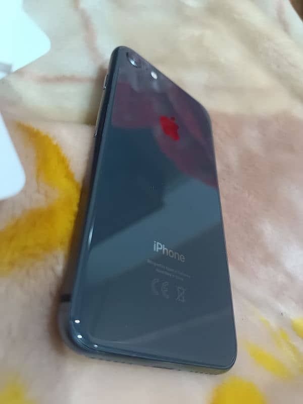 iphone 8 For sale new condition 3