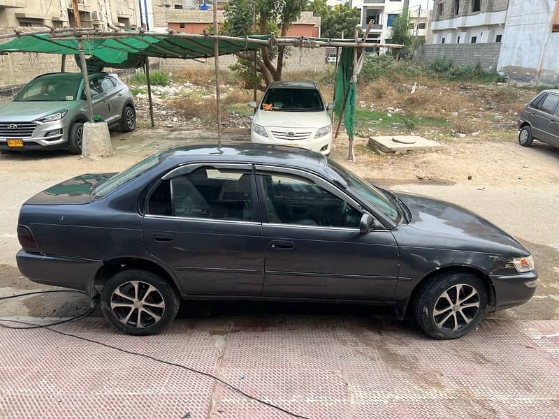 Toyota Corolla XE 1998 5