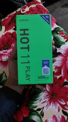 Infinix Hot 11 play 4/64 with box