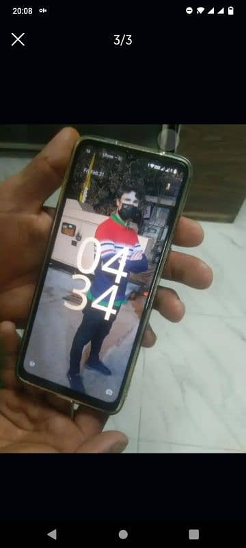 RealMe A3 New With Box and Charger 2