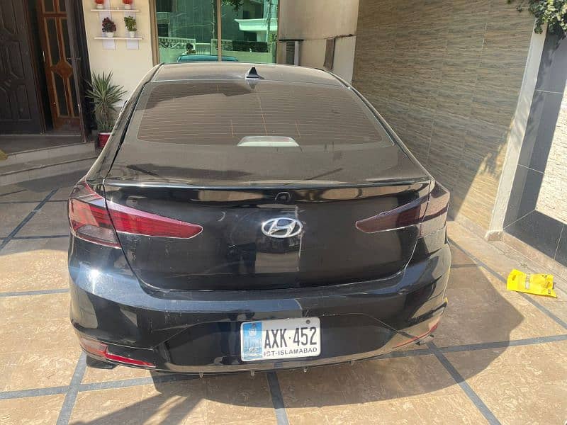 Hyundai Elantra 2022 0