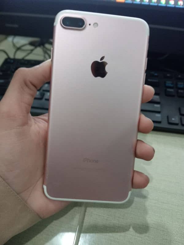 iPhone 7plus 32 GB 1