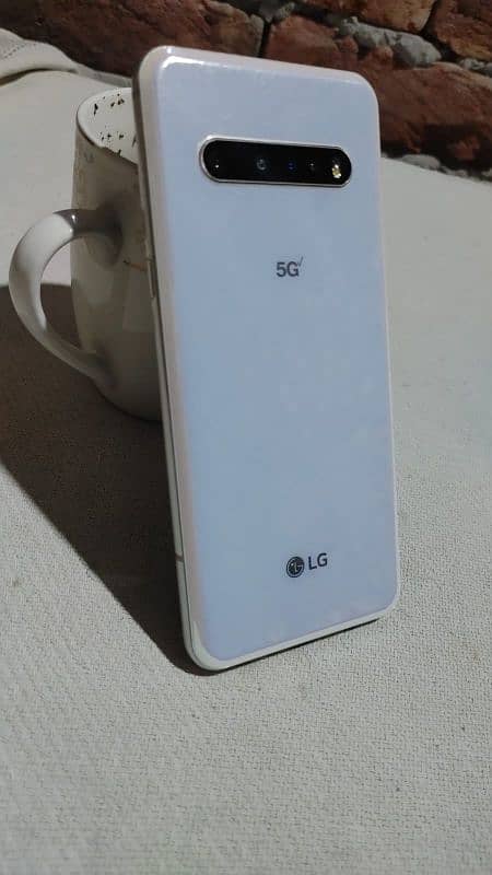 LG v60 thinq 5g 1