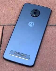 moto z4