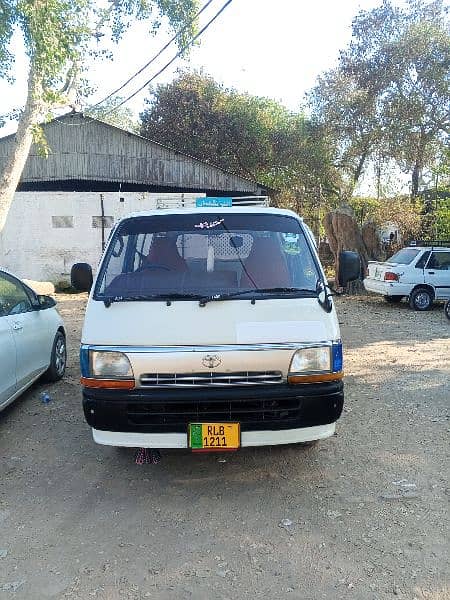 Toyota Hiace 2005 6