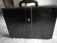 Jafferjees Royal Mile Briefcase - Black