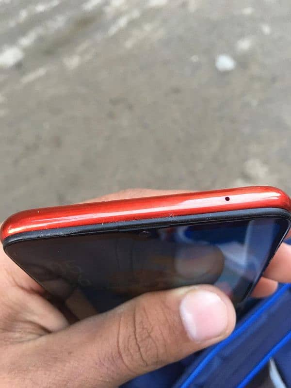 OPPO F9 PRO 1