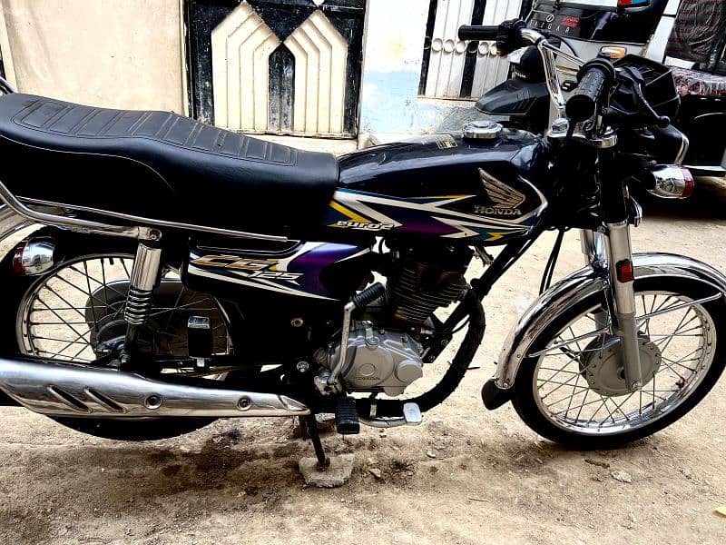 Honda 125 larkana number 0