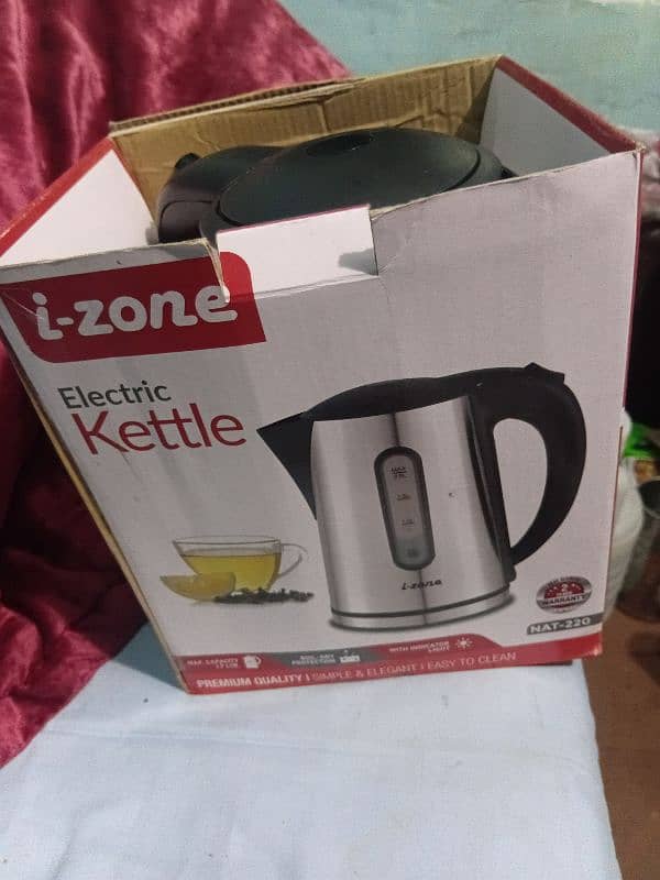 izone electric kettle NAT 220 1