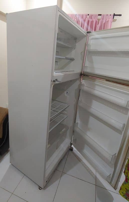 LG 2 door fridge made in Korea 2