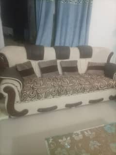 Sofa Set In Good Condition