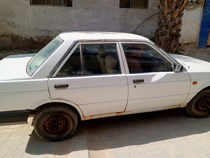 Nissan Sunny 1987 6