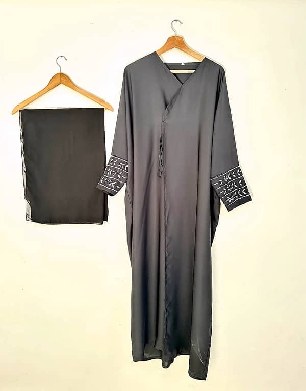 Arabic UAE , Saudi , Kuwait Abaya new ( Buy 2 get 10 percent discount) 0