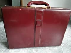 Jafferjees Royal Mile Briefcase - Maroon